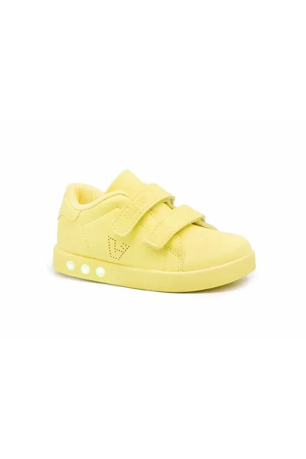 Детские туфли для девочек с подсветкой Vicco, Yellow