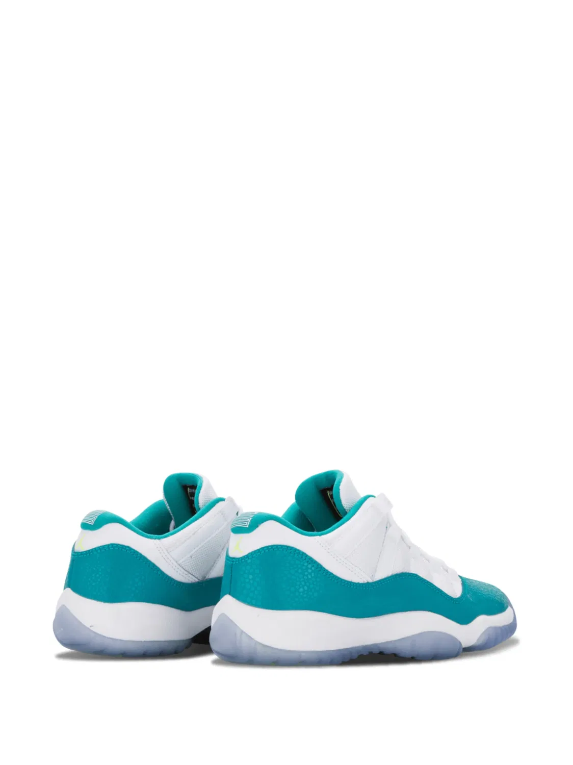 Кроссовки Air Jordan 11 Retro Low (GS), белый — фото 2