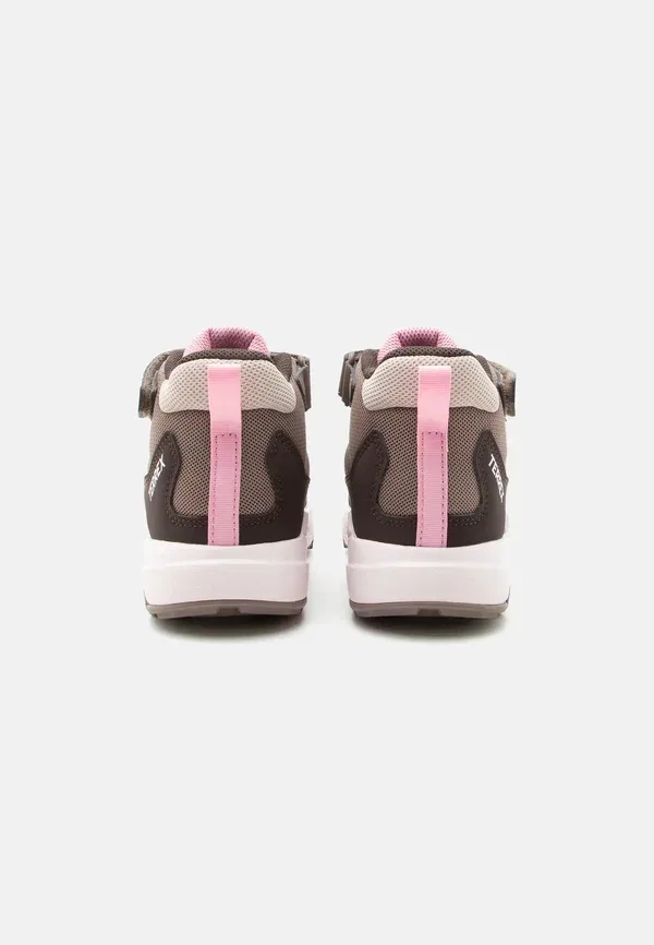 Ботинки Adidas Terrex, коричневый — фото 3