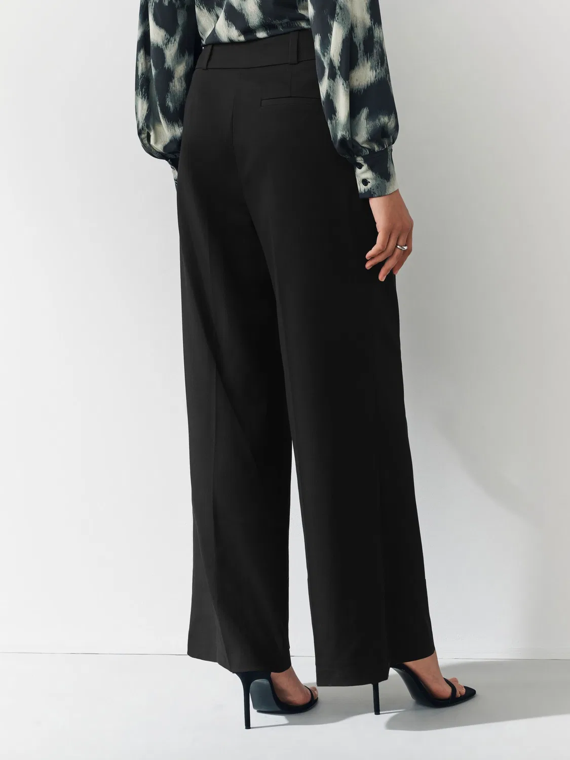 Брюки широкие прямые, модель Tailored Trousers Next, черный — фото 3