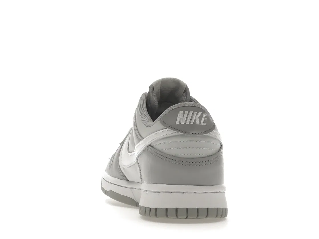 Детские кроссовки Lifestyle с двухцветным дизайном Nike Dunk Low, Pure Platinum/White-Wolf Grey — фото 4