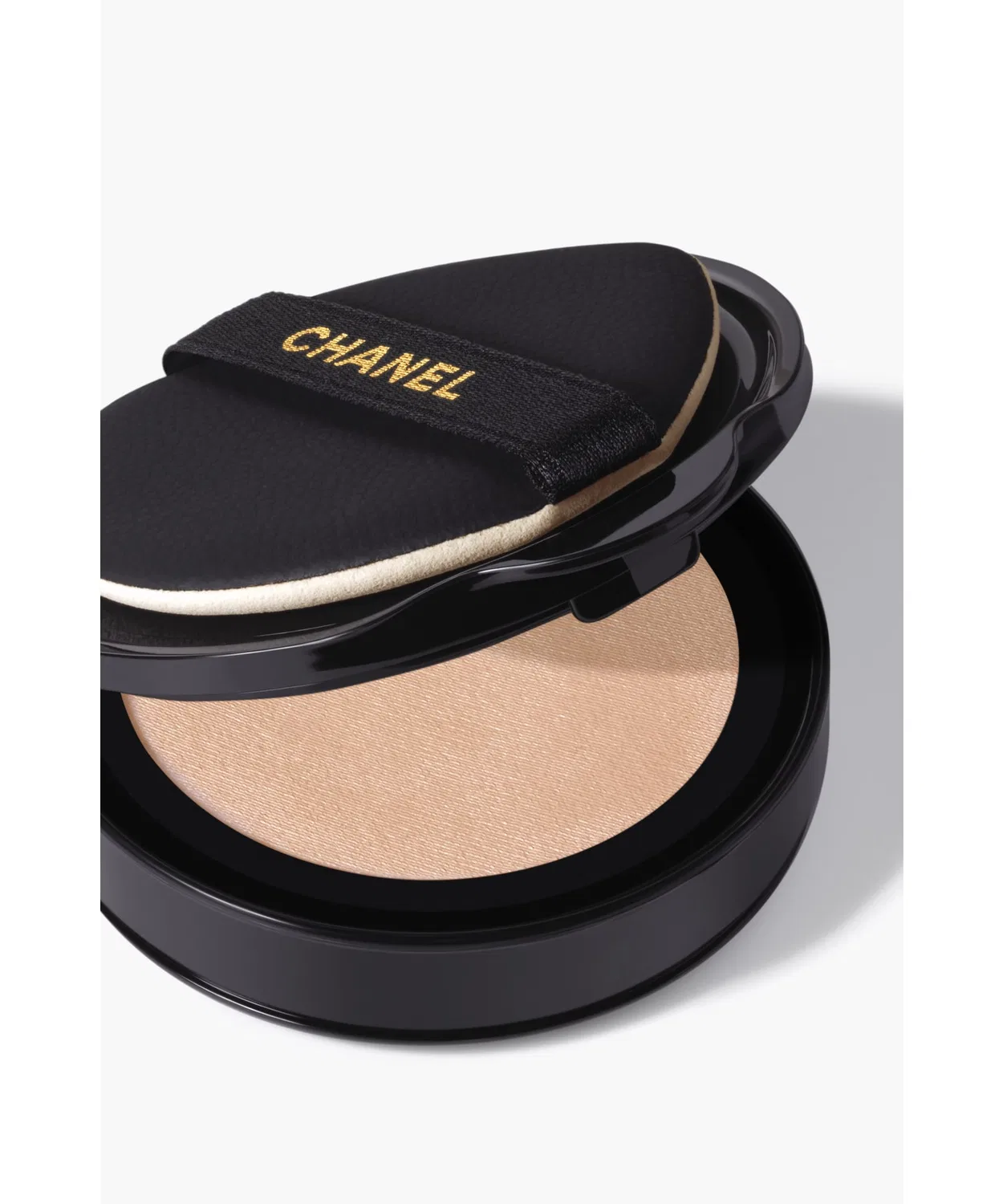 Тональная основа-кушон Sublimage Le Teint Cushion Premium, рефилл, бренд Chanel — фото 4