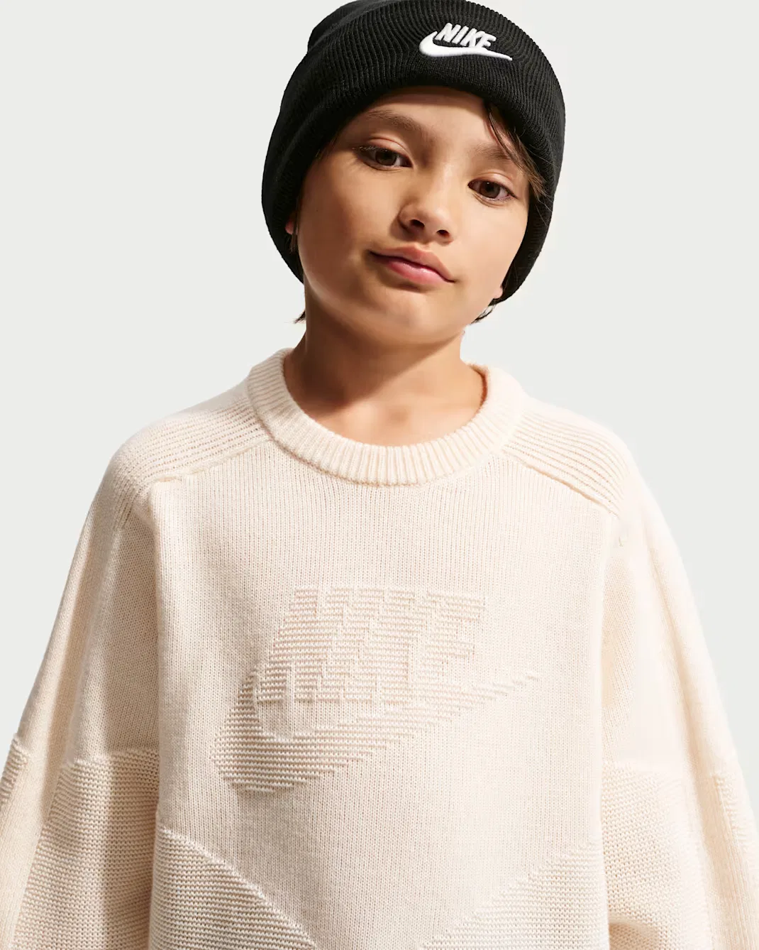 Свитер с круглым вырезом для детей постарше Nike Sportswear, Chalk — фото 3