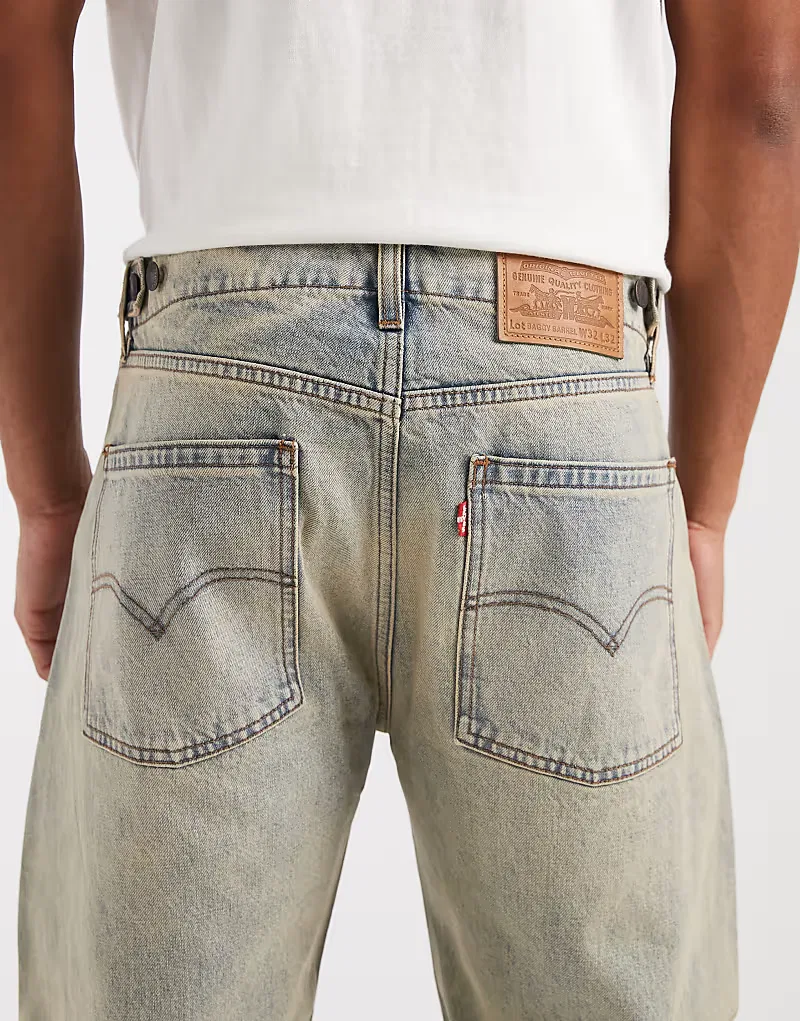 Свободные джинсы Levi's в стиле "бочка" светло-винтажного оттенка — фото 4