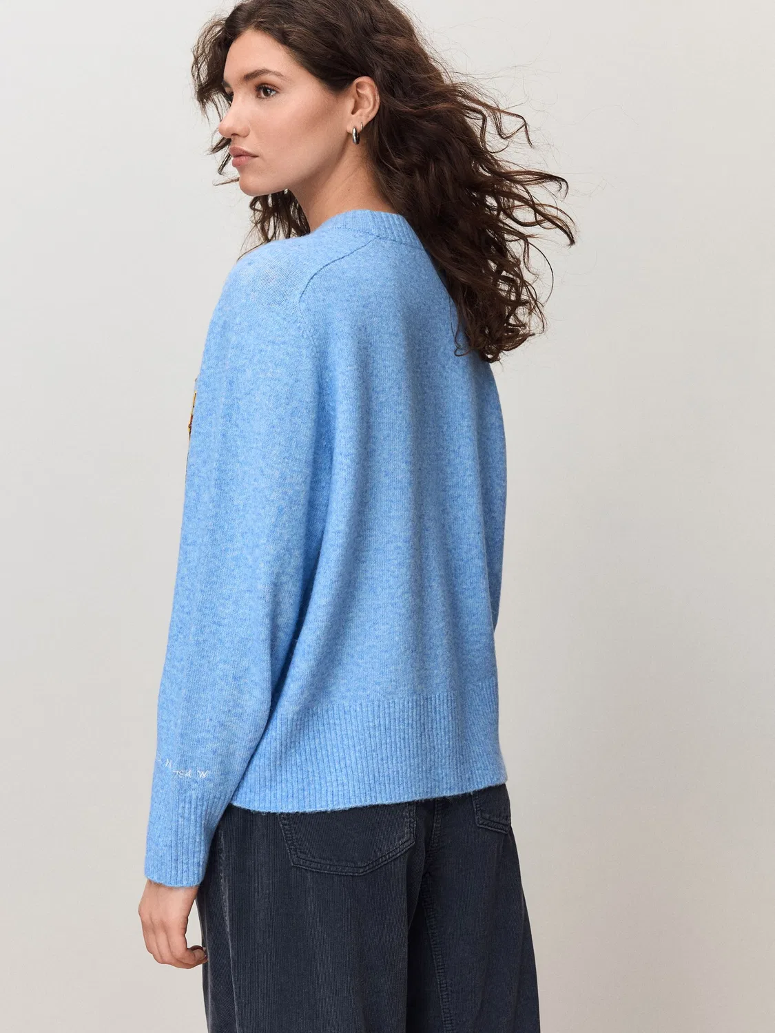 Джемпер с вышивкой Next, Light Blue Badge Embroidery — фото 4