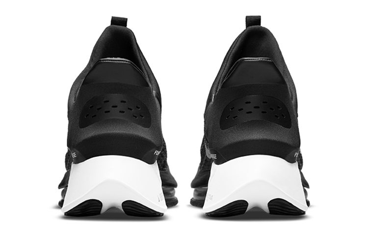 Кроссовки Nike Air Zoom Tempo Next% FlyEase, черный/белый — фото 4