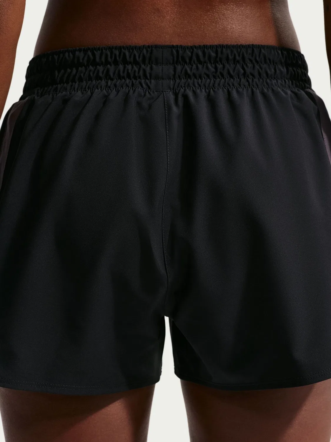 Шорты Nike One Dri-FIT Woven, черный — фото 4