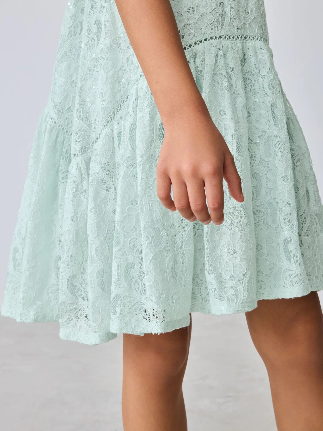 Платье с пайетками и кружевом Baker by Ted Baker, мята — фото 4