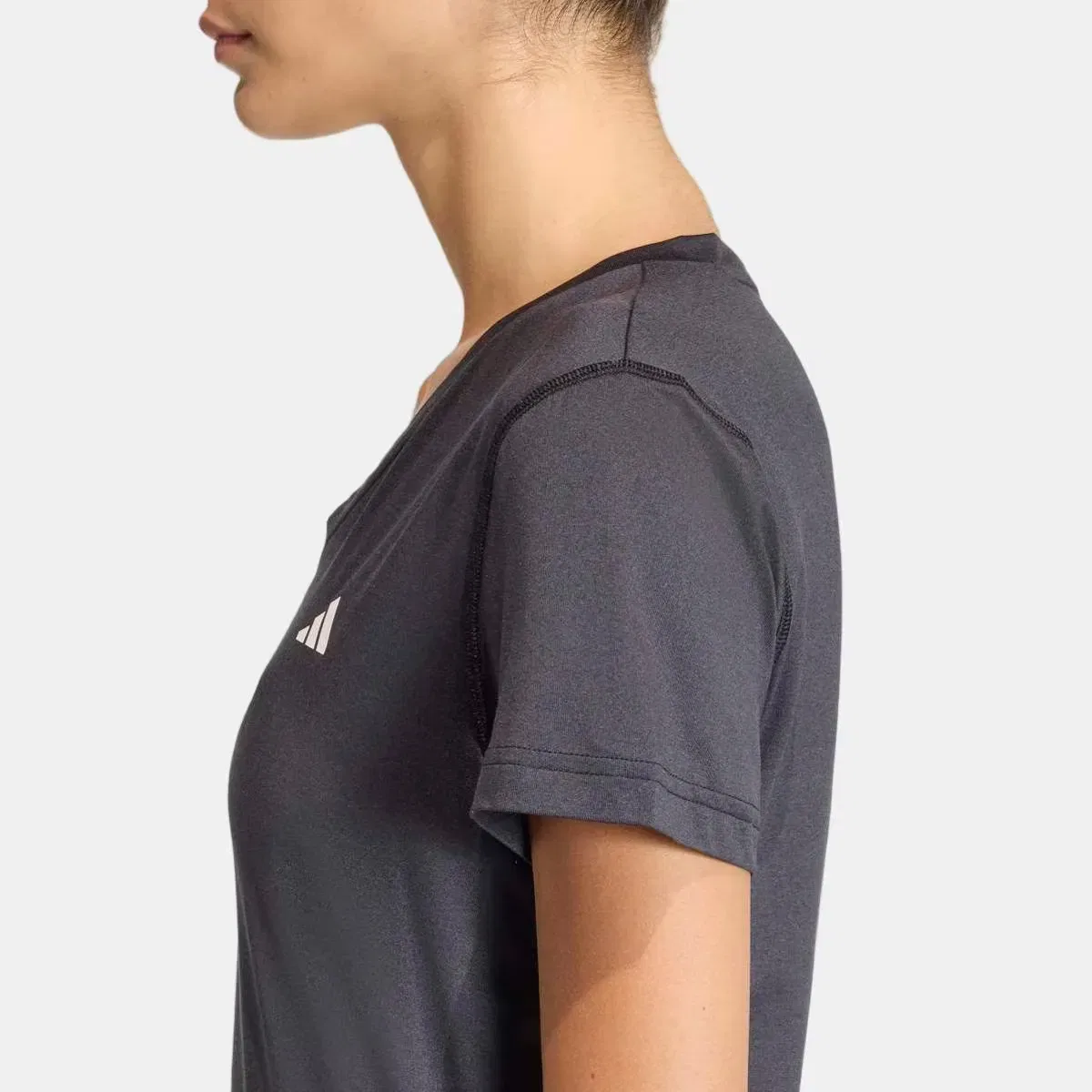 Женская футболка с V-образным вырезом Workout Essentials adidas, Черный — фото 3