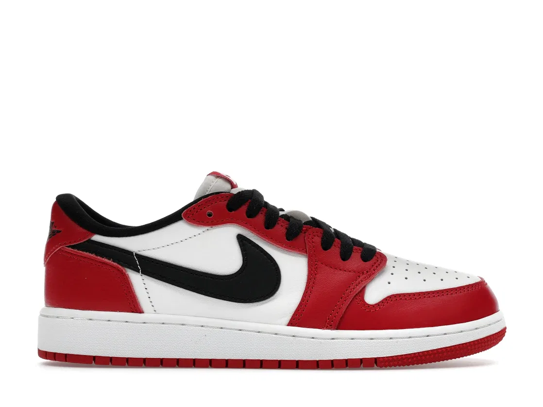 Детские кроссовки Lifestyle с классическим дизайном Jordan 1 Retro Low OG Jordan, Varsity Red/Black/Summit White