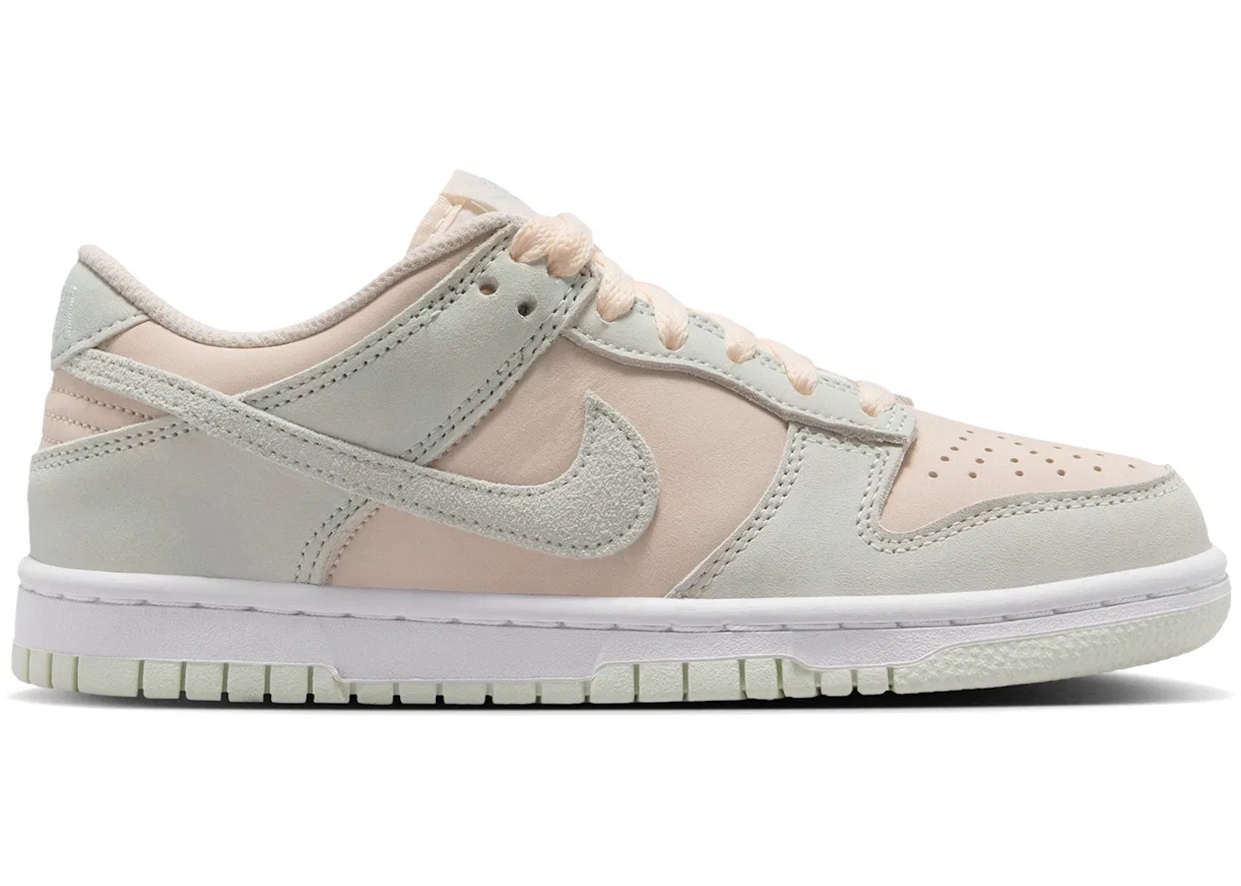 Детские кроссовки на шнуровке Nike Dunk Low Suede Nike, Chalk/White/Barely Green