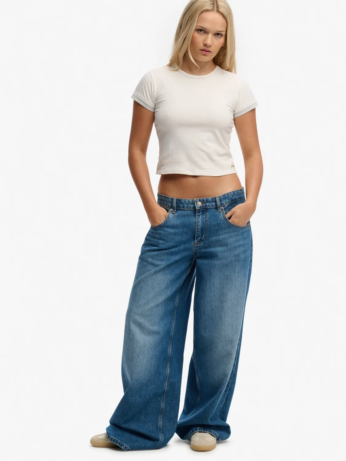 Футболка Athletic Essentials Layered Top Superdry, белый — фото 4