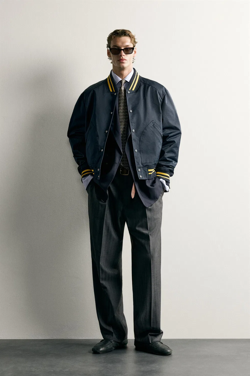 Бомбер свободного кроя с контрастными элементами ZARA, Navy blue