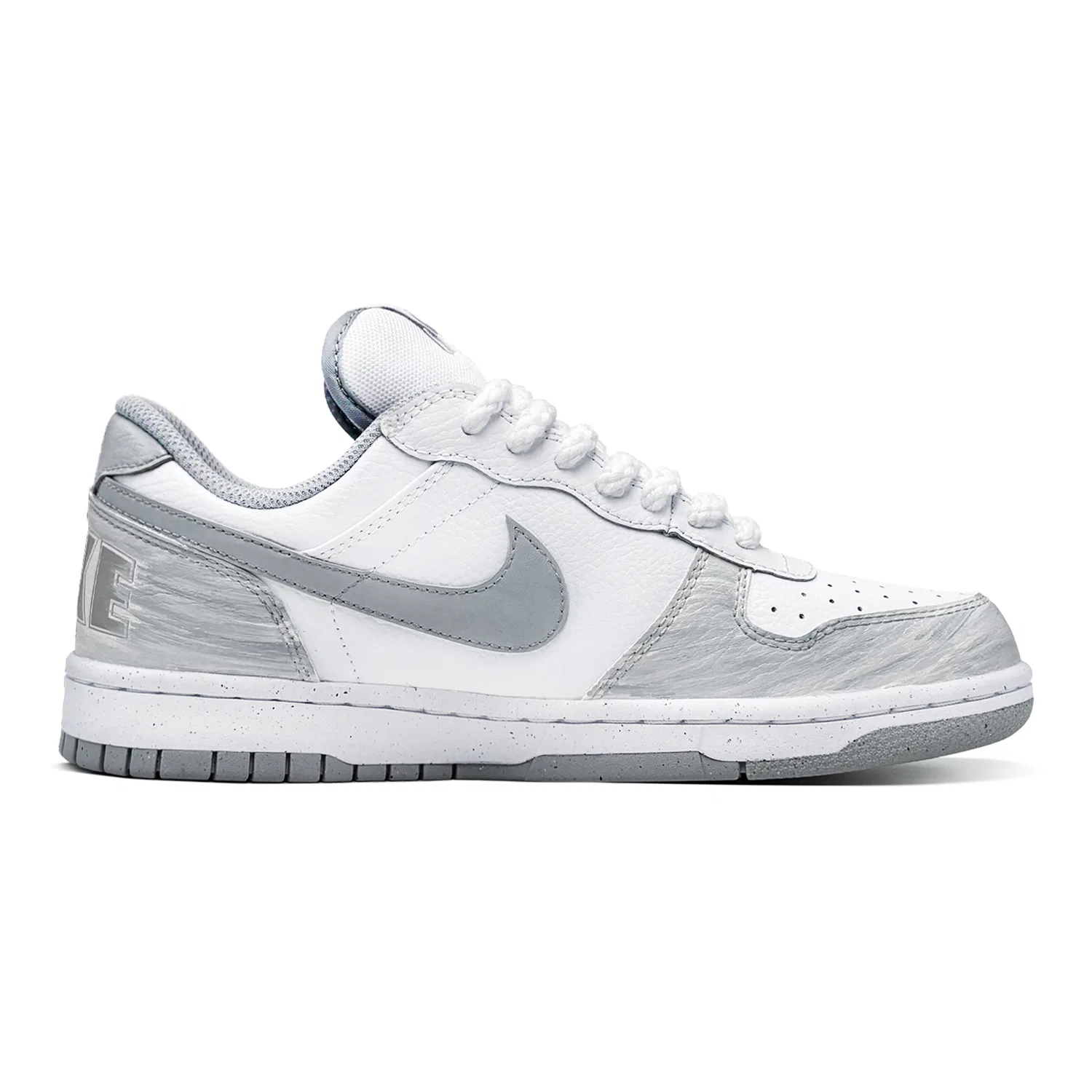 Кроссовки кожаные Nike Big Low серо-белые — фото 4