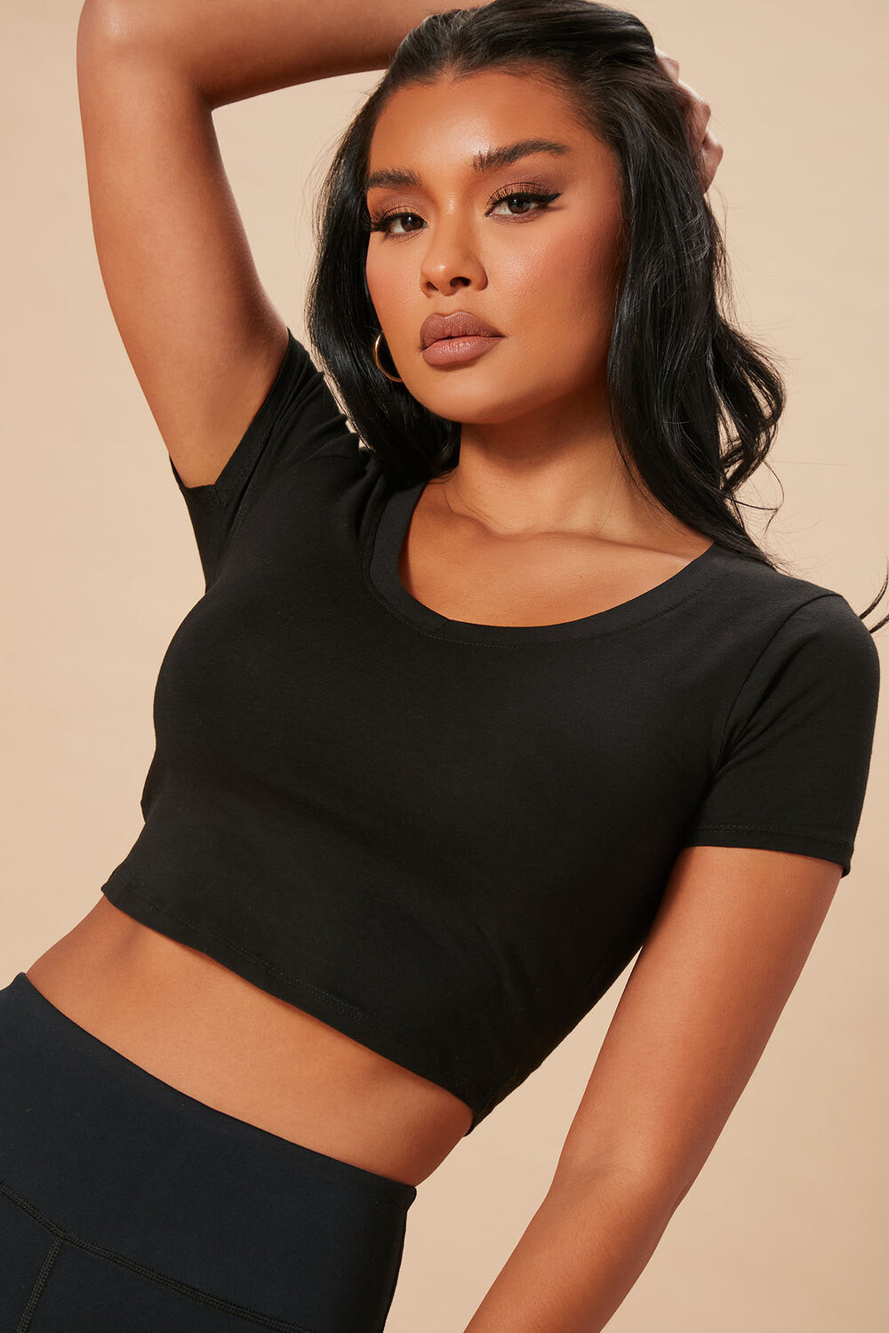 

Топ Fashion Nova RT63221, черный
