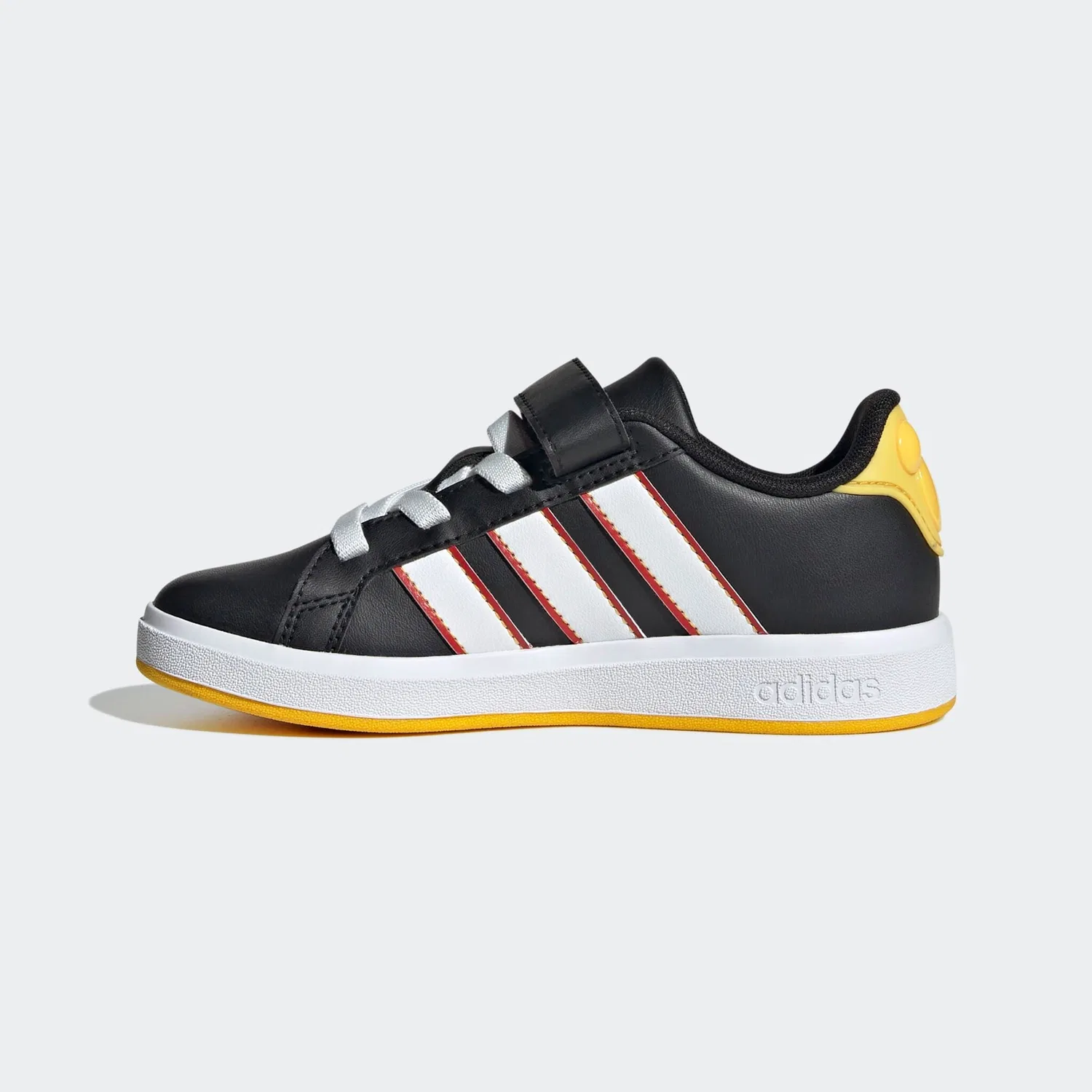 Детские кроссовки с Микки Маусом Adidas Sportswear, Core Black/Cloud White/Collegiate Red — фото 3