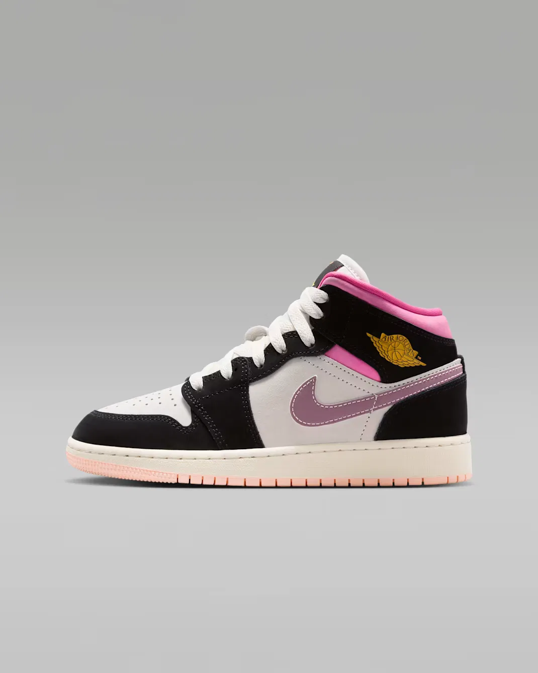 Кроссовки для детей постарше Air Jordan 1 Mid SE, Black/Sail/Pinksicle/University Gold