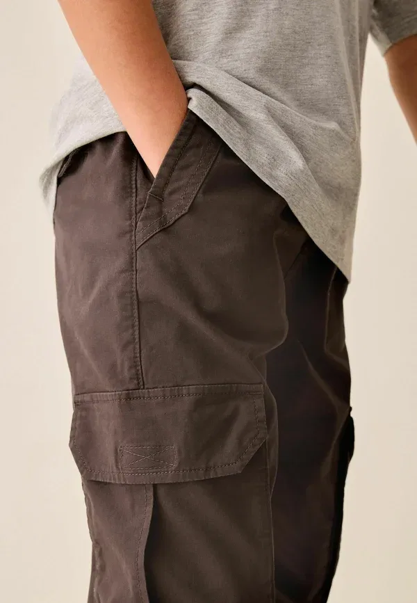 Брюки из хлопка с эластаном Cargo trousers Next, brown, коричневый — фото 4