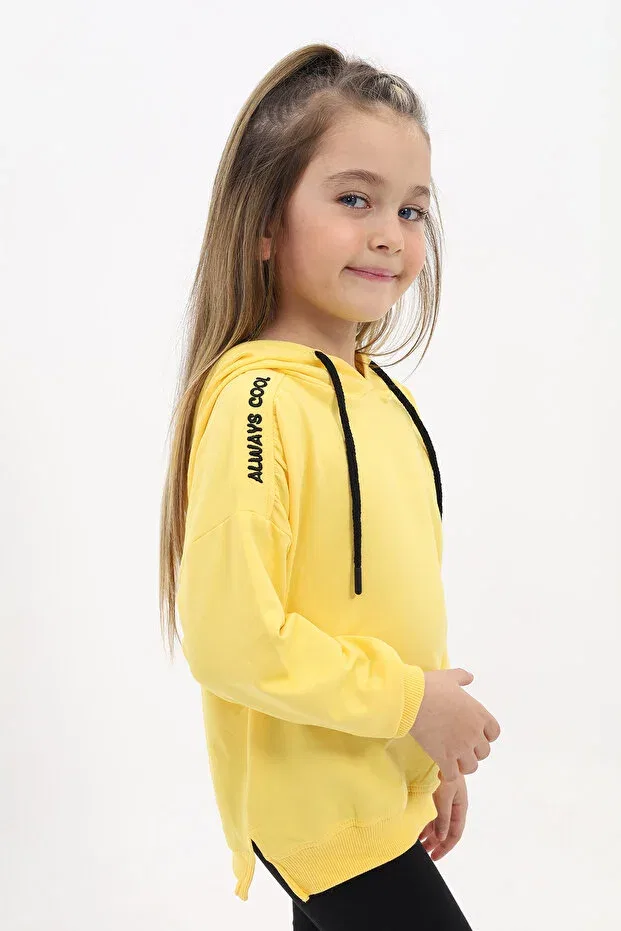 Детские свитшот для девочек с вышивкой Toontoy, Dark Yellow — фото 2