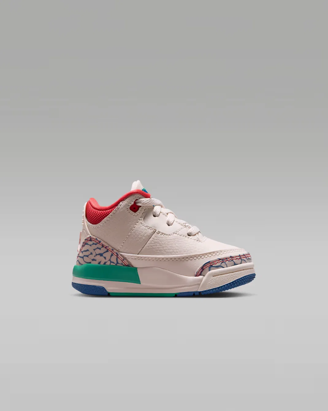 Детская/подростковая обувь Jordan 3 Retro "Play Your Way", Chalk/True Blue/Kinetic Green/Track Red — фото 3
