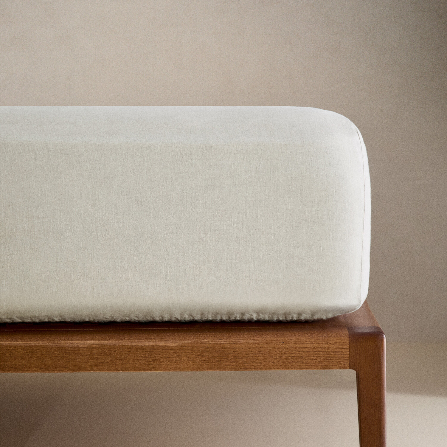 

Простыня на подгонку Zara Home Washed Linen, 160 г/м², светло-бежевый