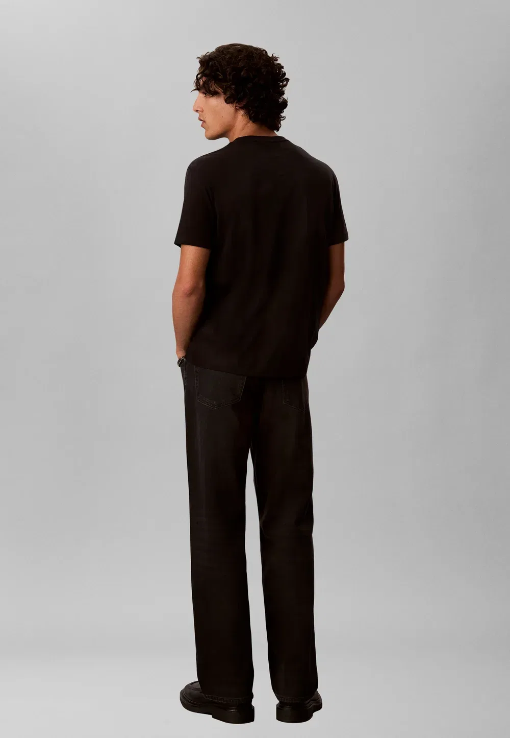 Футболка унисекс с принтом Calvin Klein, Black — фото 3
