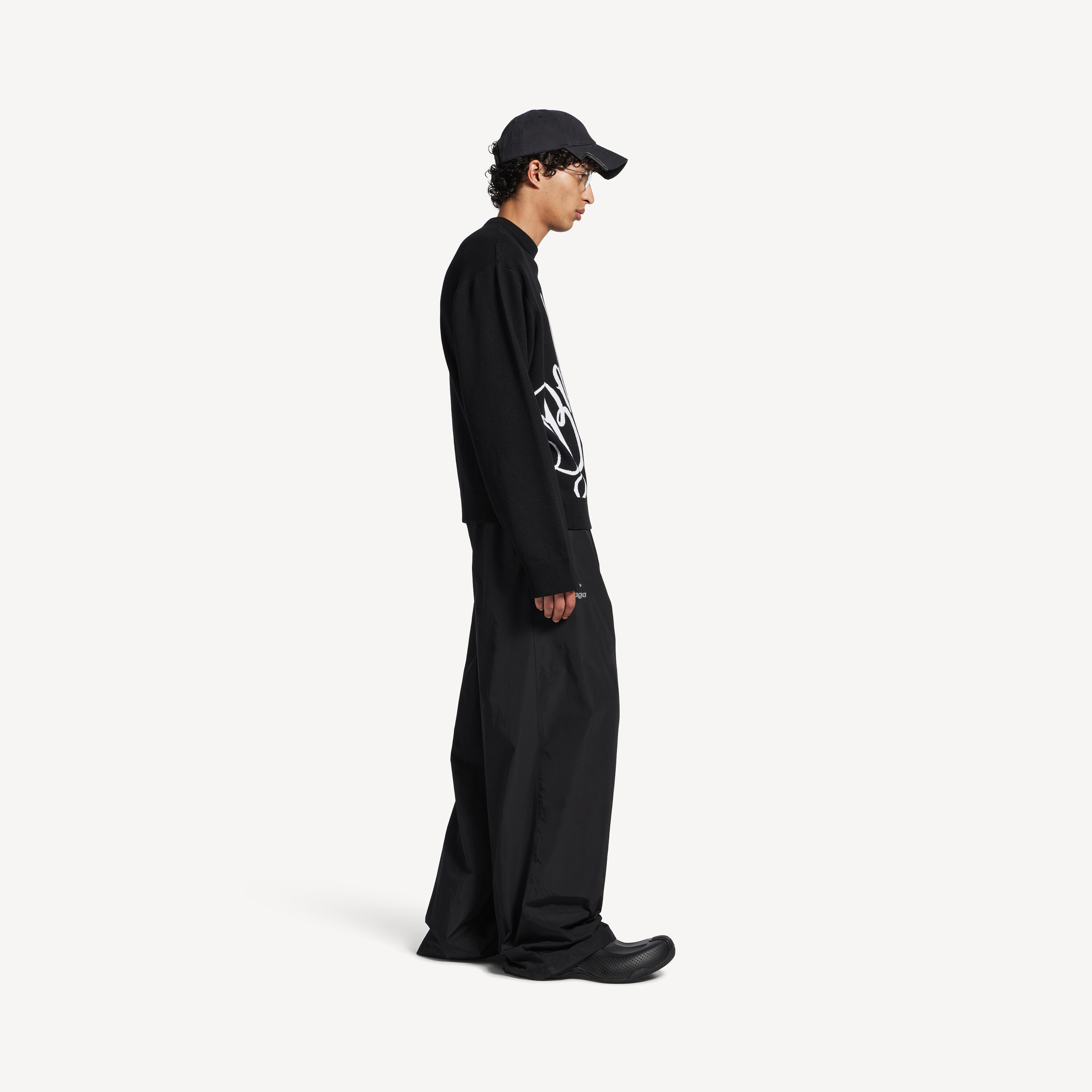 Свитшот Balenciaga Big B Crewneck, черный/белый — фото 3