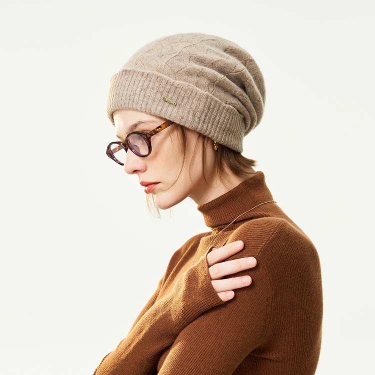 

Женская шапка бини ELLE, серый