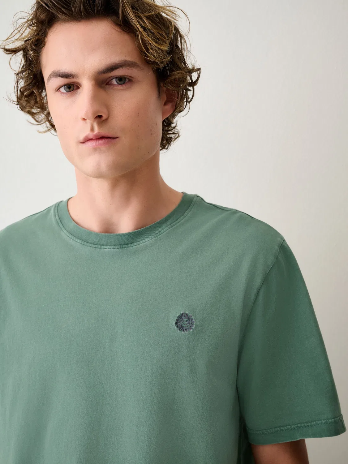 Футболка Regular Fit Lightweight Garment Dyed Next, зеленый