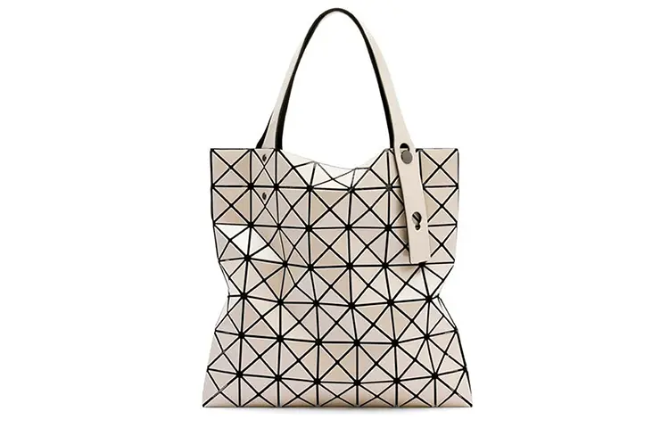 

Сумка-шопер Prism PVC, сумка для ноутбука, одноплечевая сумка Unisex бежевый ISSEY MIYAKE
