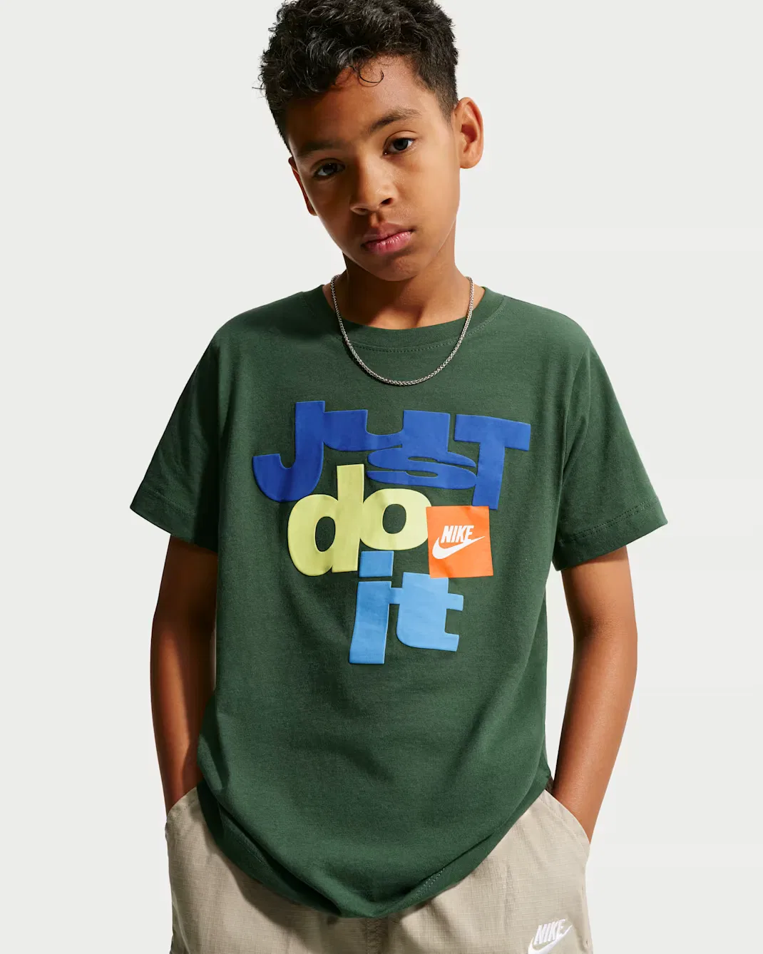 Футболка для детей постарше Nike Sportswear Club, Fir