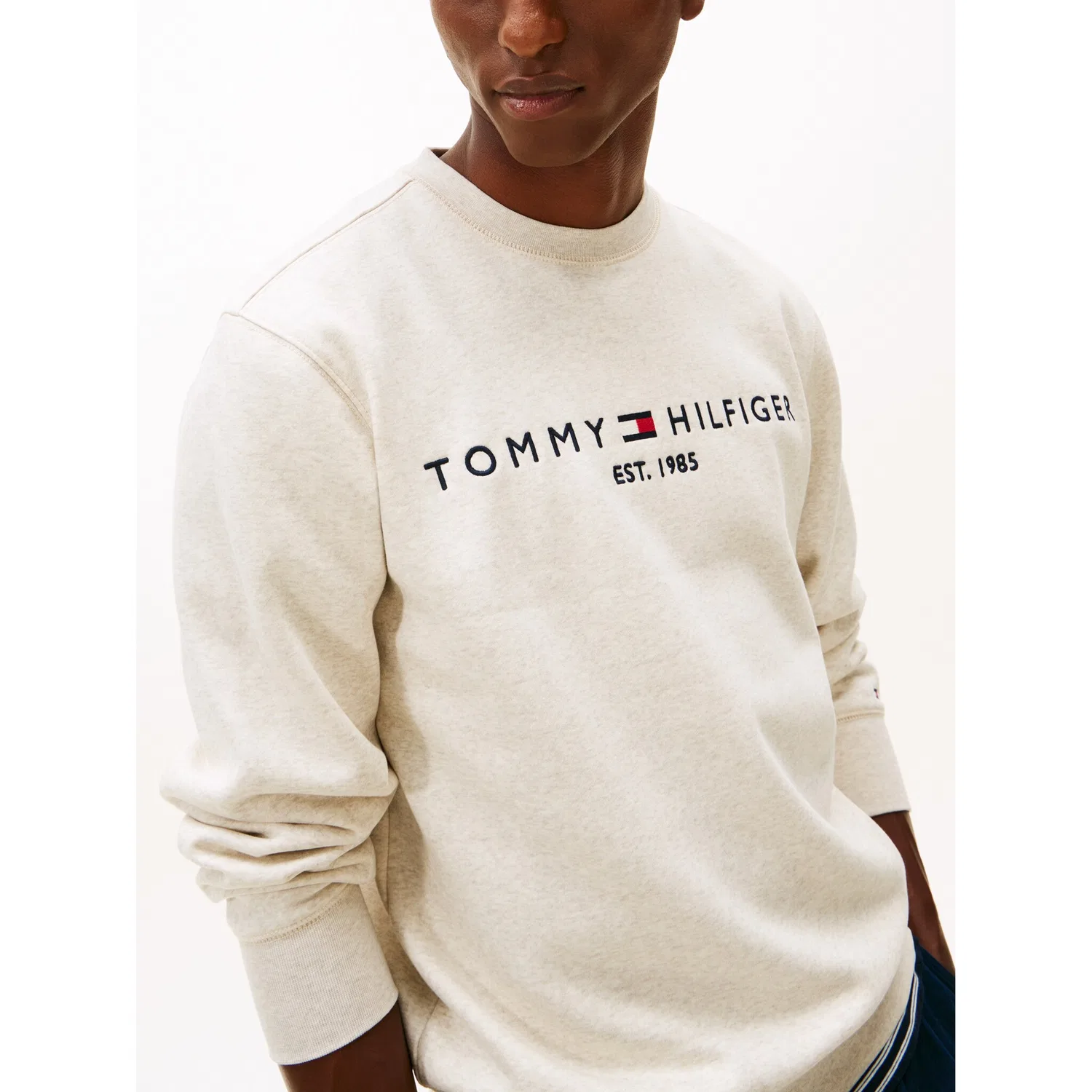Мужской свитшот с логотипом Tommy Hilfiger, Heathered Oatmilk — фото 3