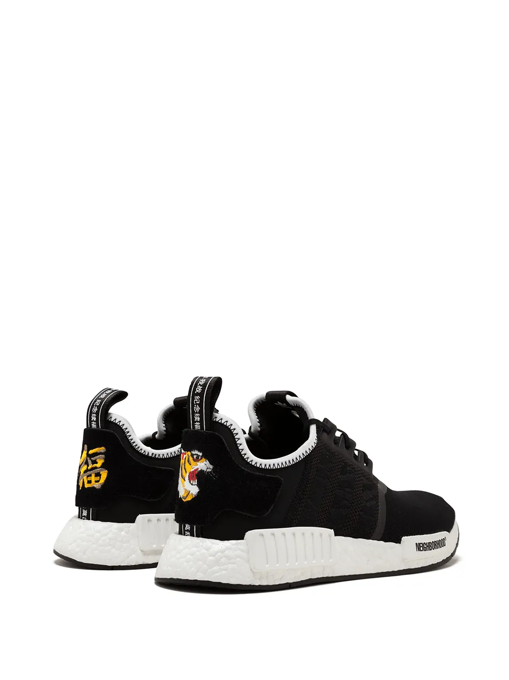 Кроссовки NMD R1 Neighborhood x Invincible Adidas, черный — фото 3