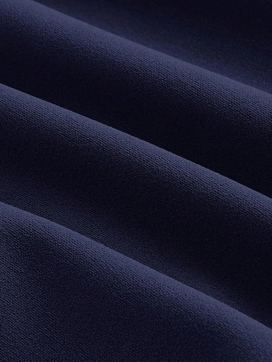 Женское мини-платье на тонких бретелях с запахом, Navy Blue — фото 3