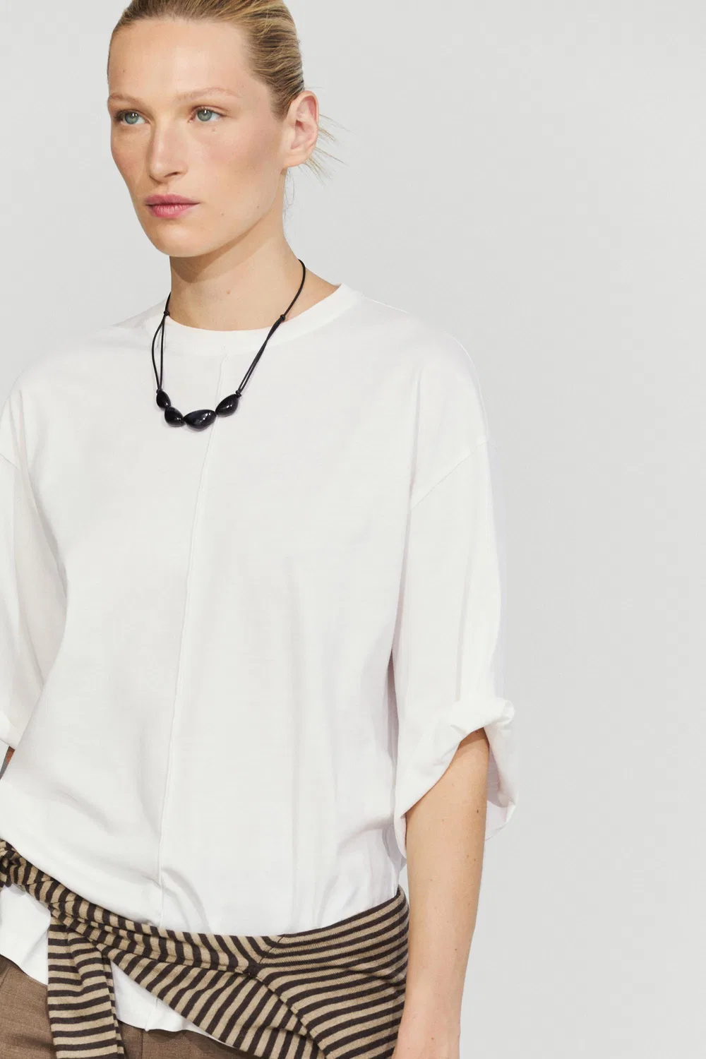 Футболка Massimo Dutti 100% Cotton Short Sleeve Seamed, кремовый — фото 3