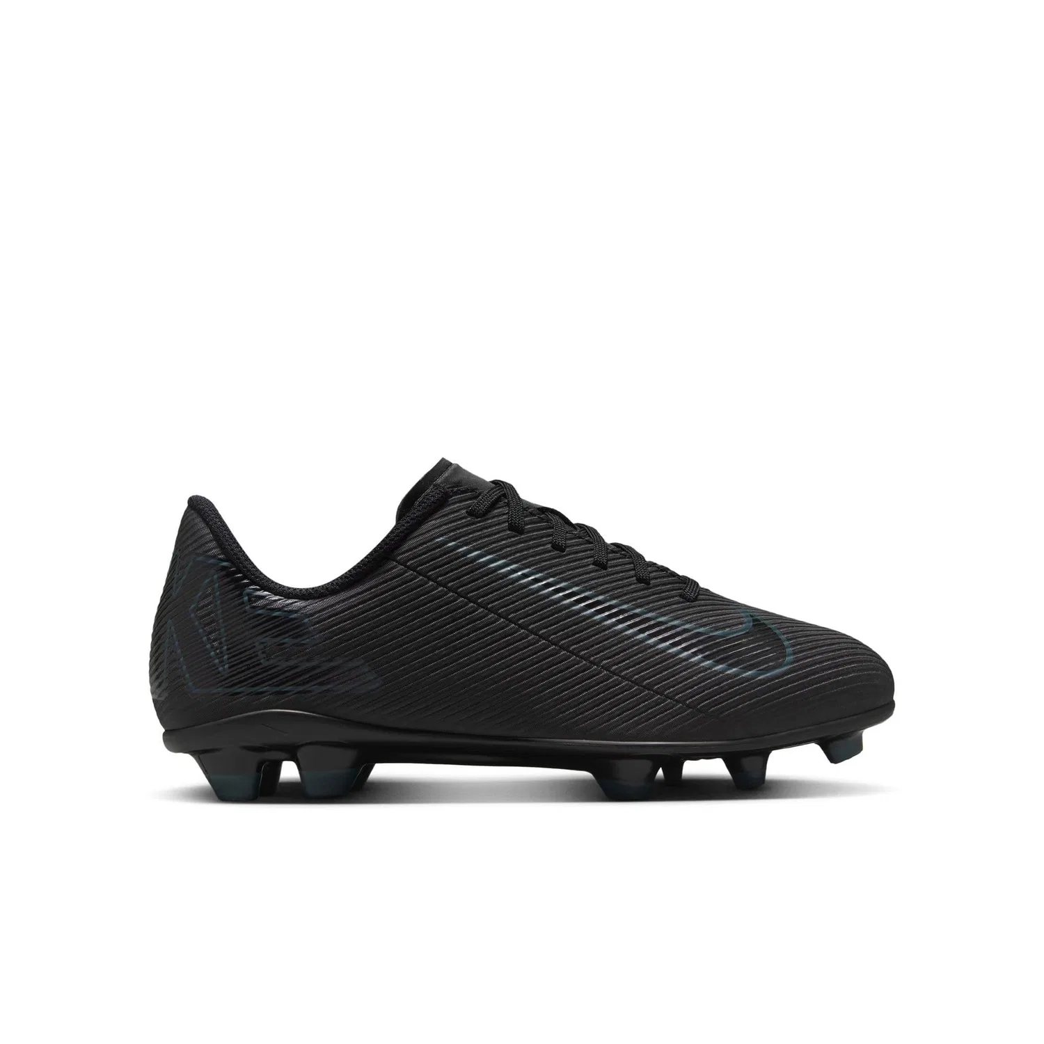 Детские кроссовки для мальчиков с шнуровкой NIKE Jr. Mercurial Vapor 16 Club NIKE, Black Black Deep Jungle
