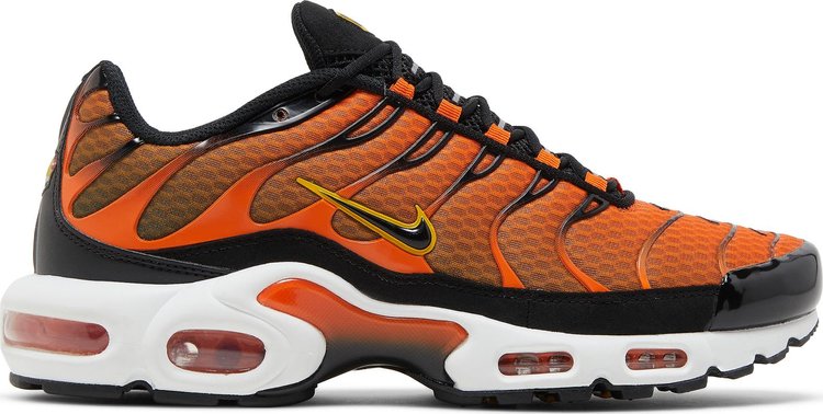 Кроссовки Nike Air Max Plus 'Safety Orange Black', оранжевый - фото