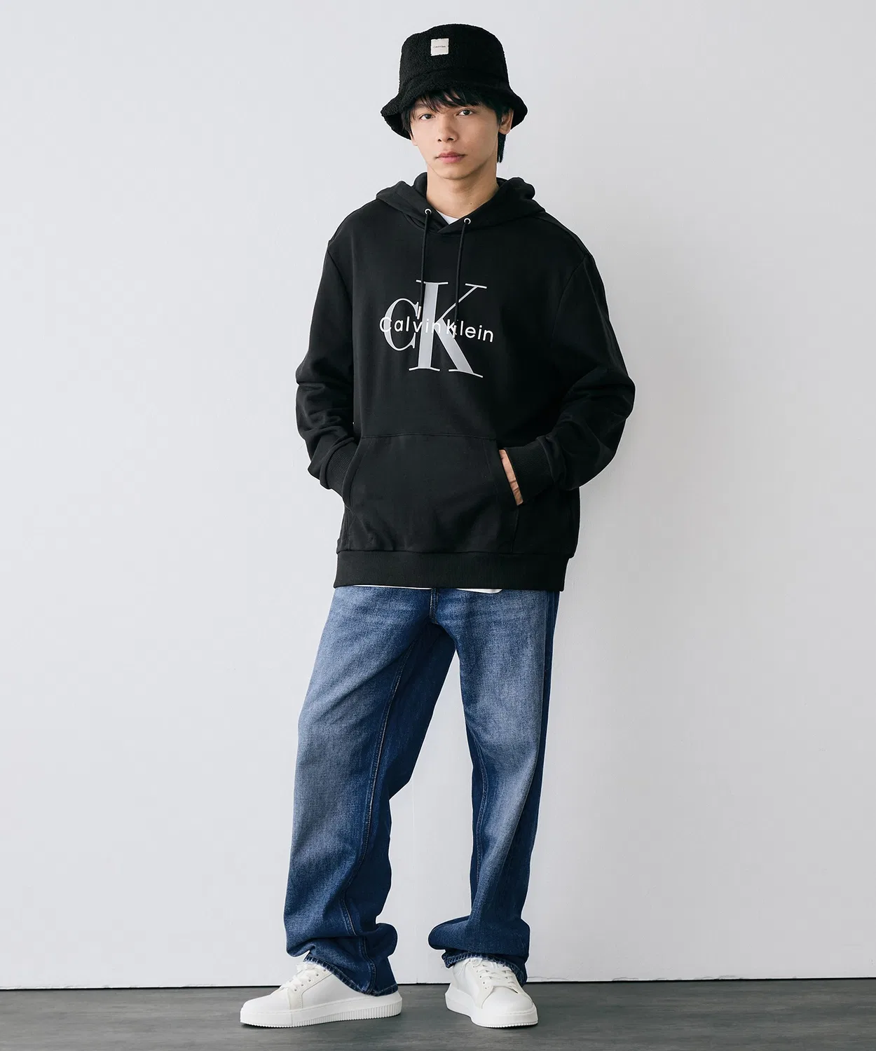 Мужское худи с принтом Monogram Calvin Klein, Черный
