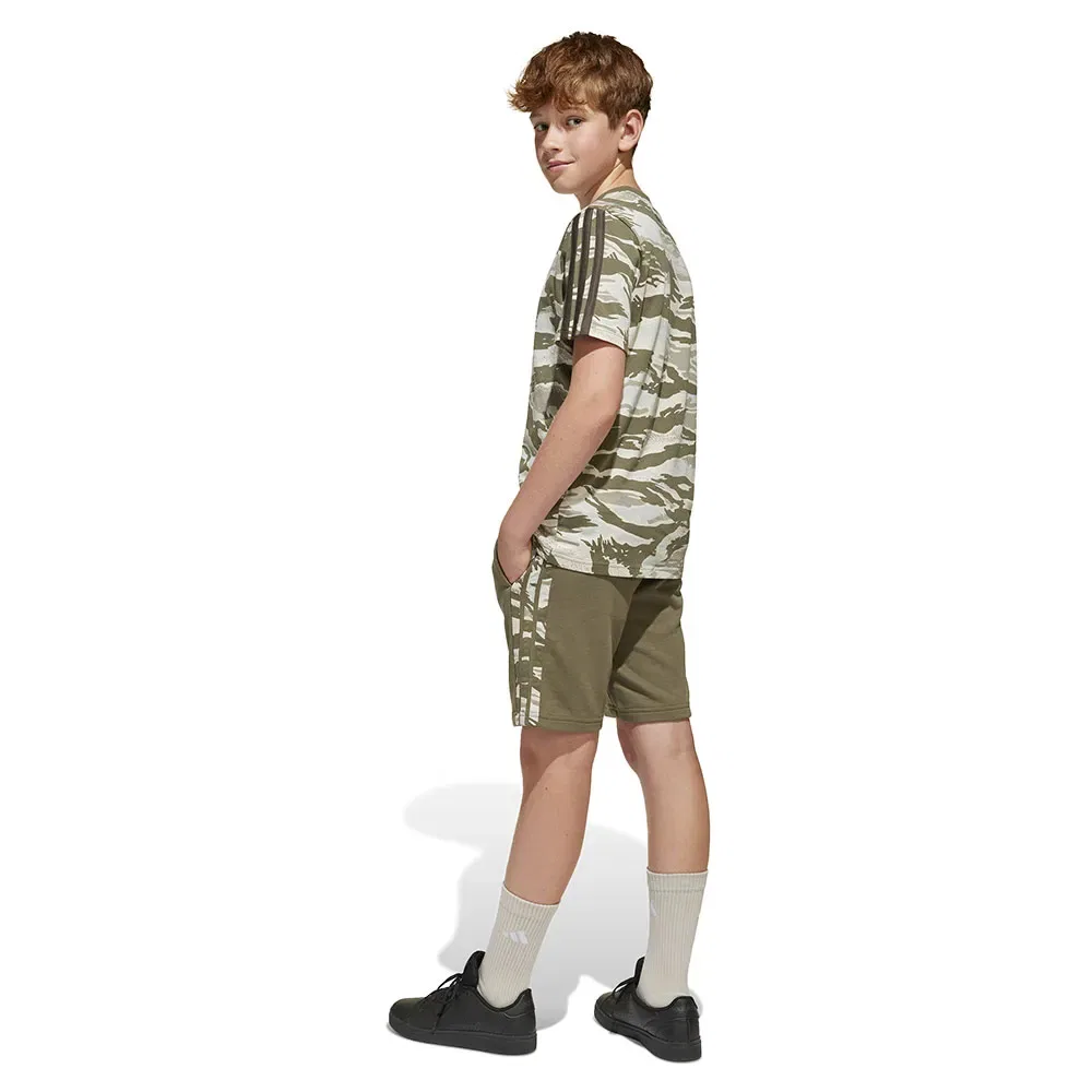 Шорты спортивные камуфляжные Seasonal Essentials Adidas, зеленый — фото 2