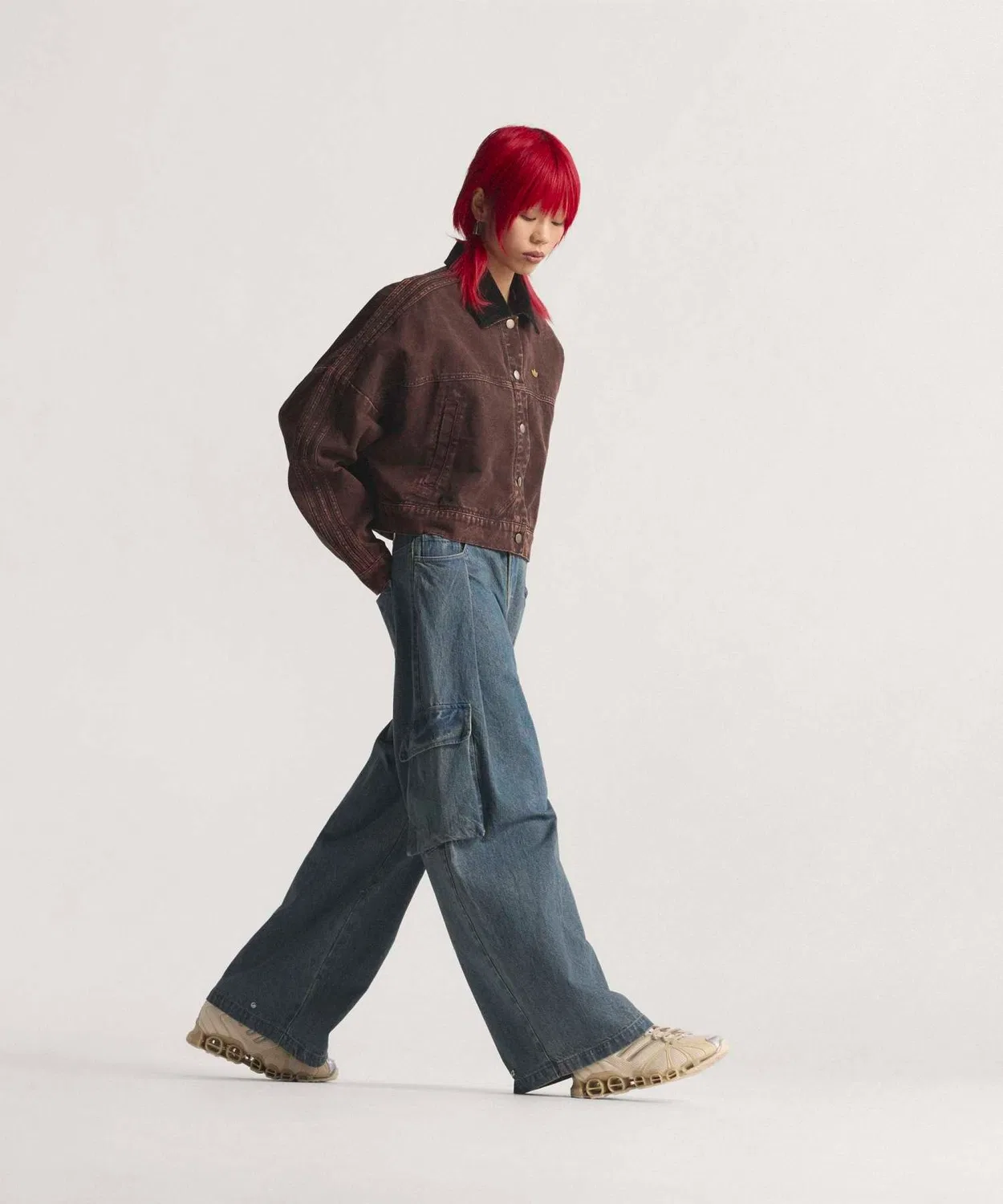 Женская куртка из канваса с V-образным вырезом, модель Canvas Track Top Jacket, Adidas, Brown — фото 3