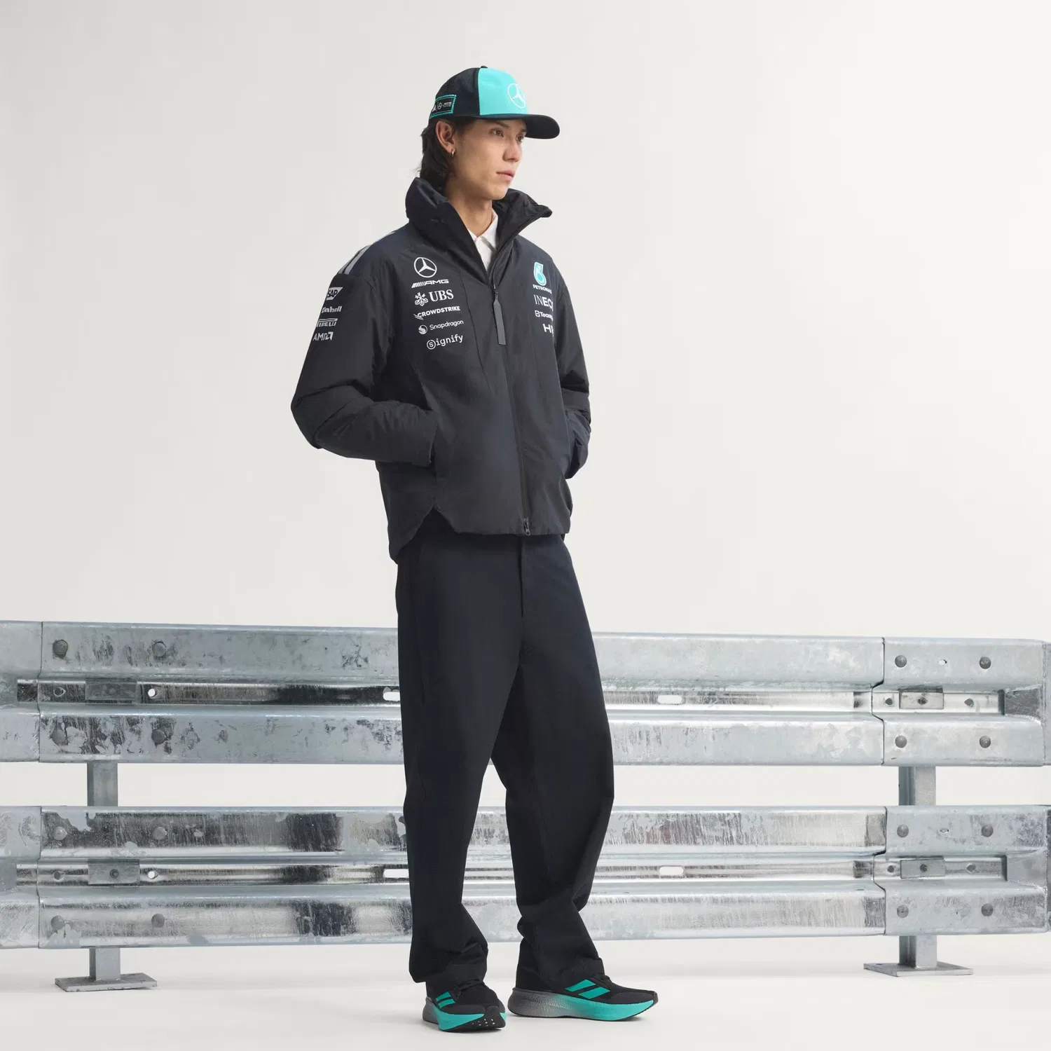 Мужская куртка на молнии с утеплителем Primaloft Mercedes-AMG Petronas Formula 1 Team Engineers Adidas Performance, черный — фото 3