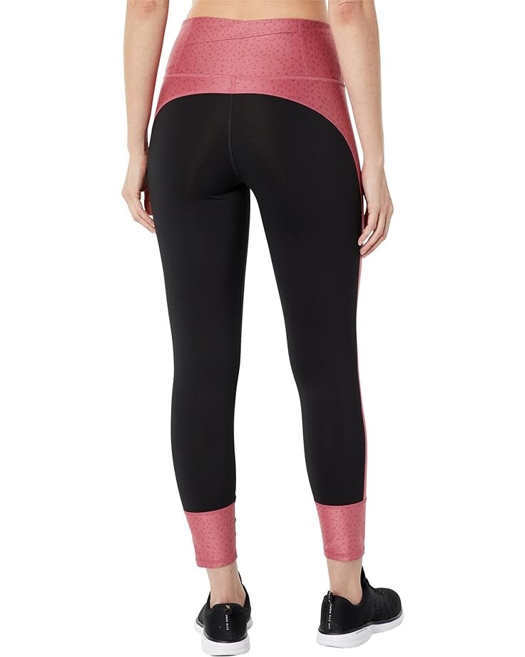 

Брюки PUMA Run Graphic 7/8 Tights, цвет Puma Black/Mauvewood