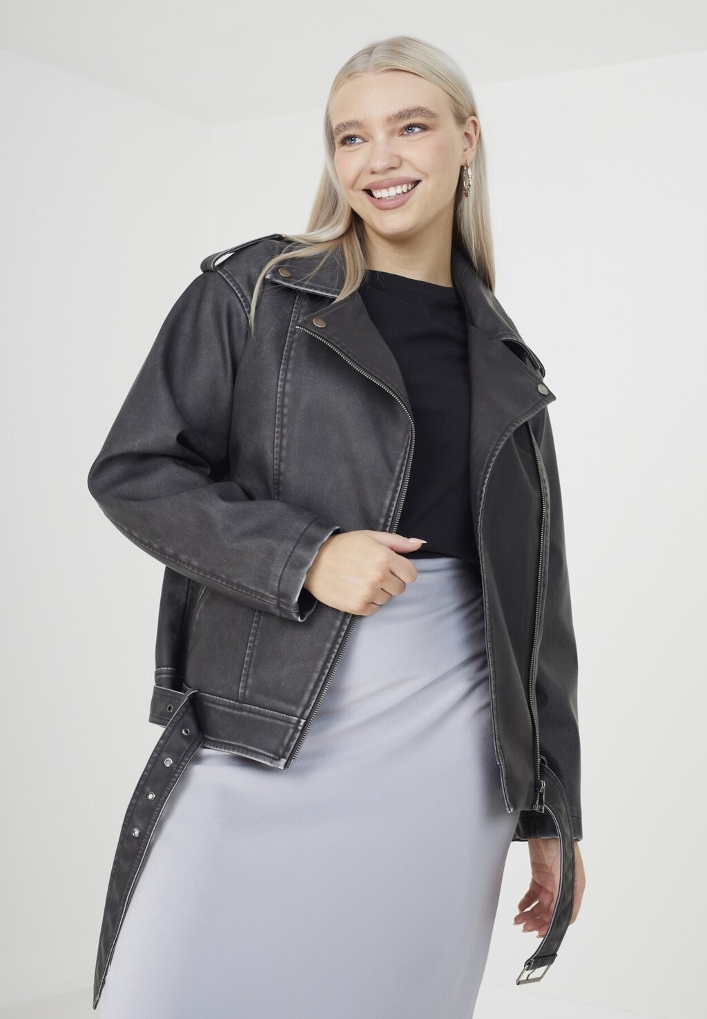 

Куртка из искусственной кожи Oversized Vintage Brave Soul, черная