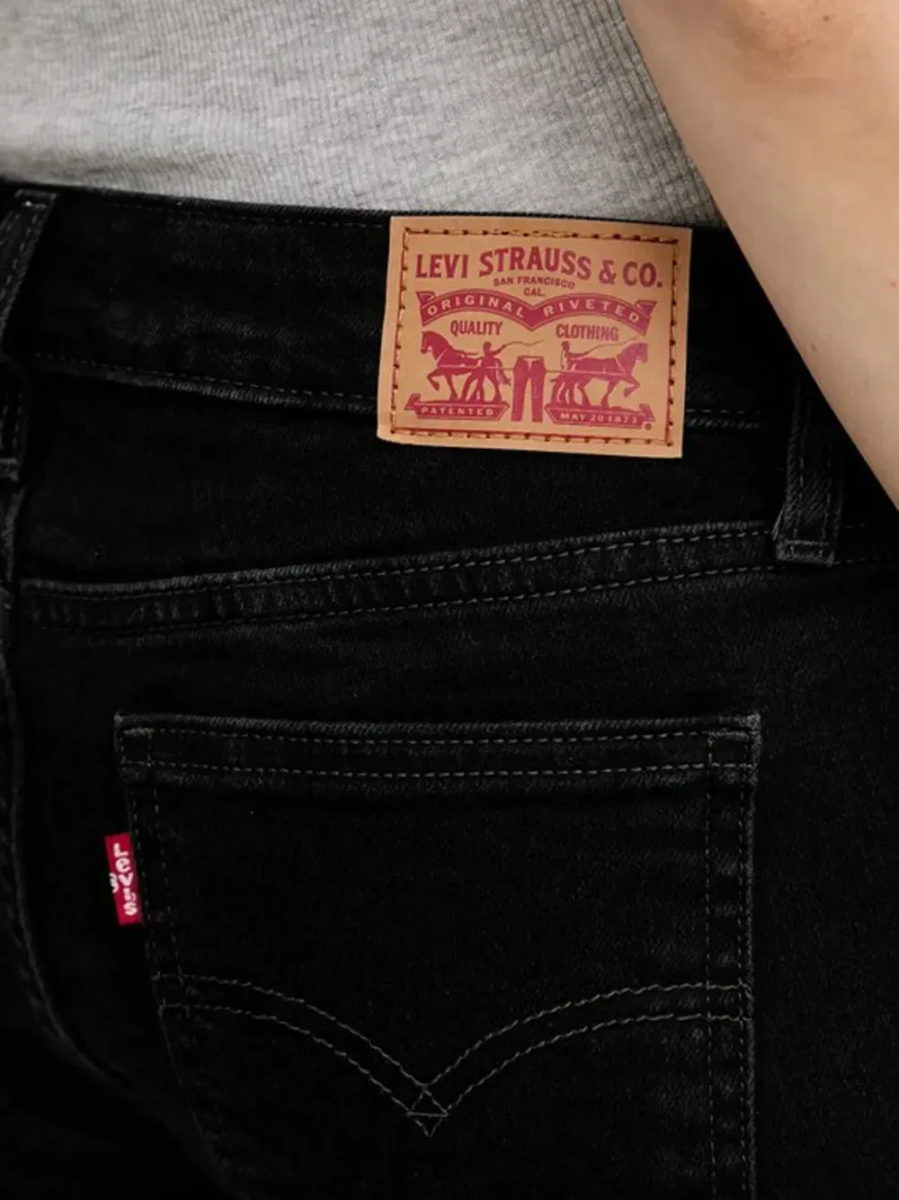 Джинсы клеш с низкой посадкой Superlow Levi's, черный — фото 4