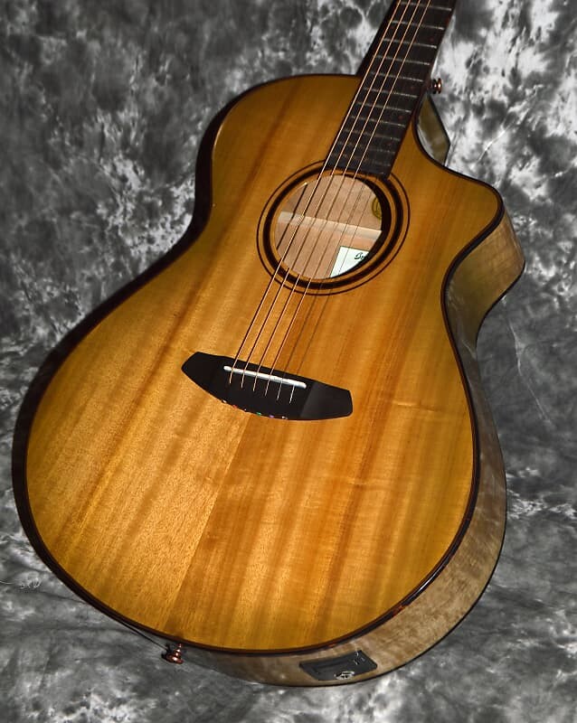

2022 Breedlove - Концерт Pursuit Exotic S CE - Sweetgrass Pursuit Exotic S Concert CE