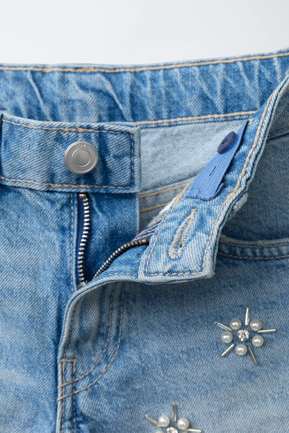 Джинсовые шорты-бермуды с имитацией жемчуга ZARA, Blue — фото 3