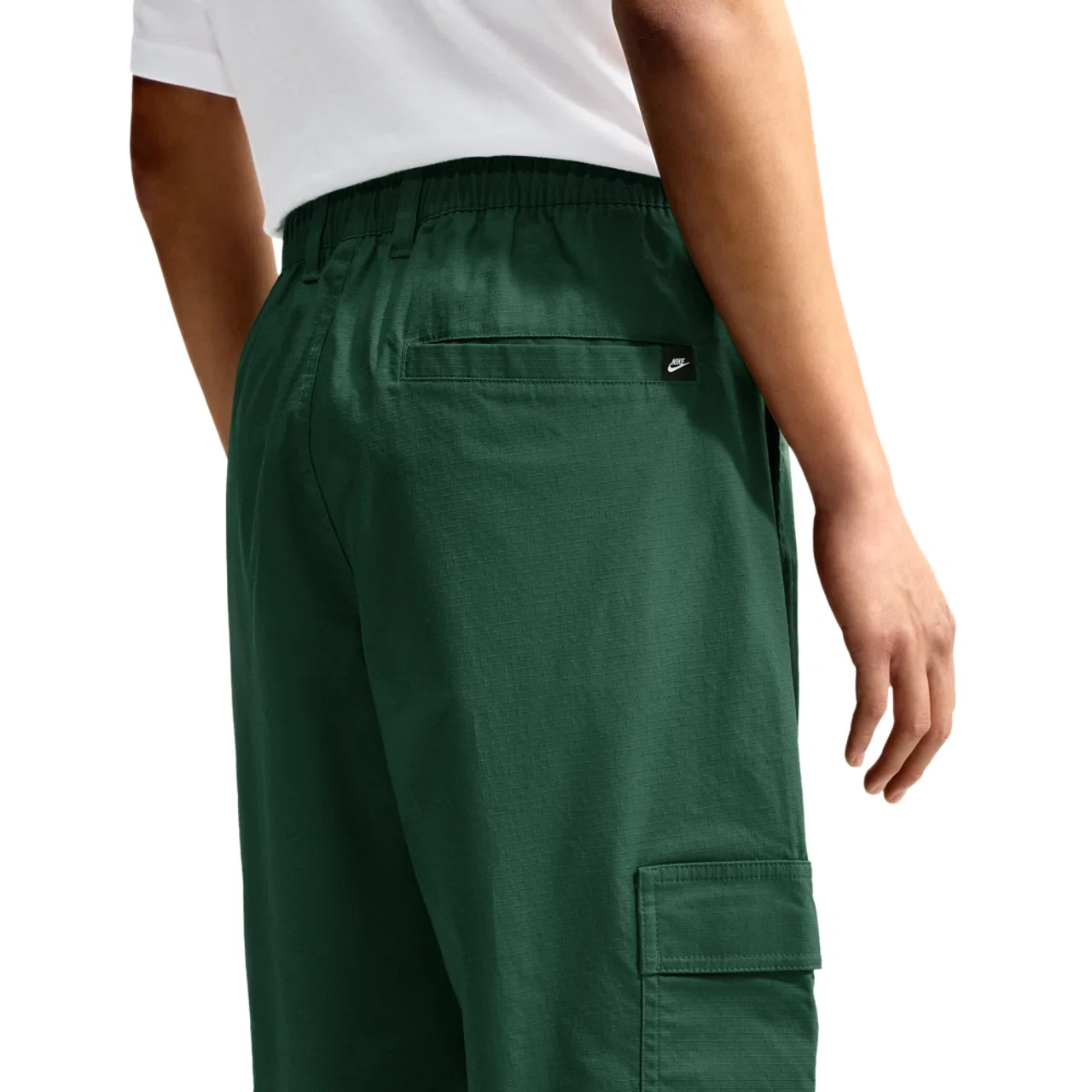 Мужские брюки карго свободного кроя Nike Club Woven Cargo Pants Collection, White Fir — фото 2