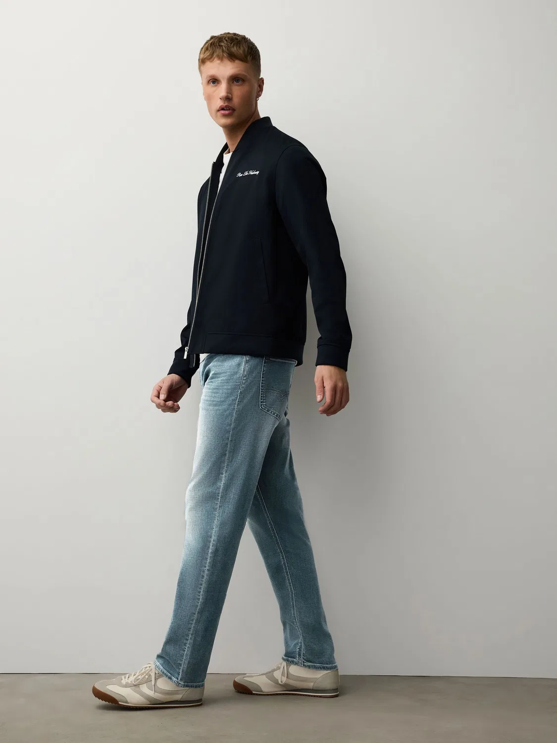 Джинсы slim fit Motionflex Air Next, Light Blue Tint — фото 2