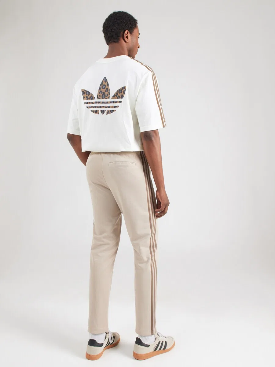 Брюки ADIDAS ORIGINALS Slim fit 'CLASSIC' цвета хаки — фото 4