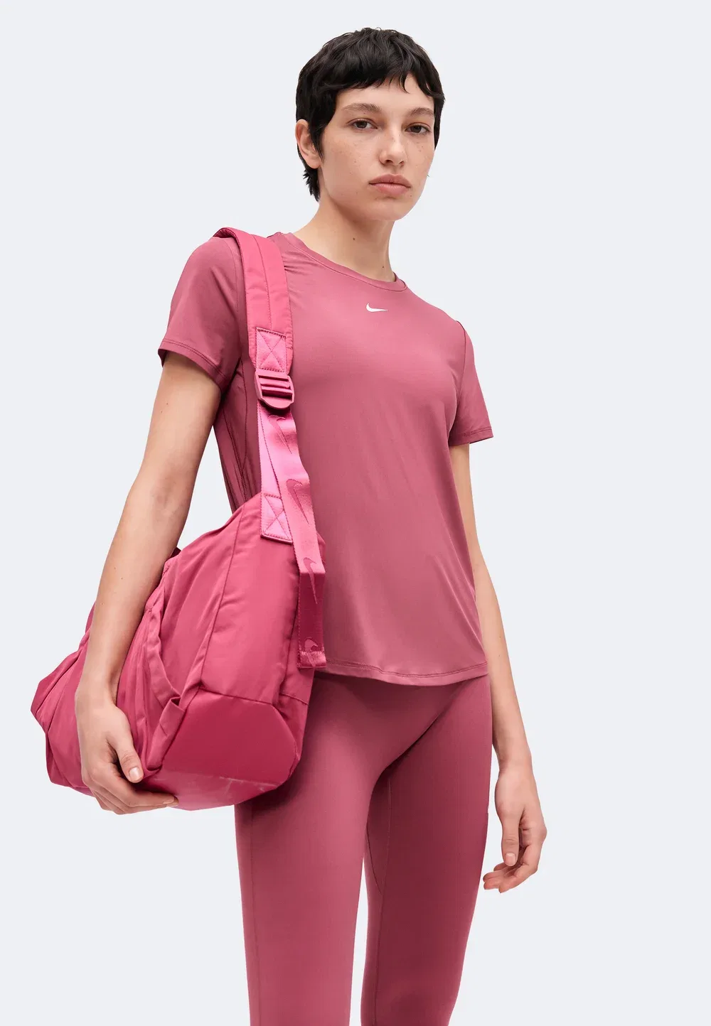 Классика - спортивная футболка Nike Performance, Pink Smoke/White — фото 4